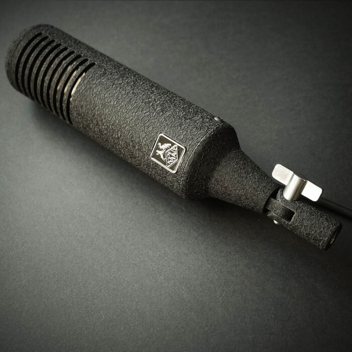 Kerwax K24F microphone outside